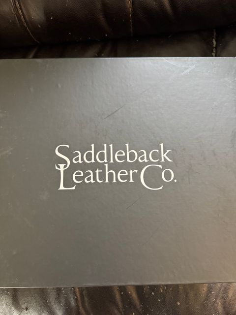 Photo by lemoncurry on July 20, 2026 of the Saddleback Leather Company Huntsman in Dark Coffee Brown Veg Tan Leather.