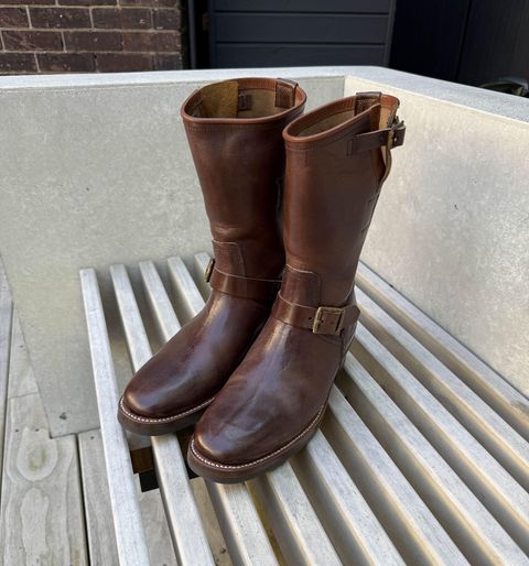 Photo by lrodeffer on August 31, 2025 of the Clinch Engineer Boots 11-Inch Height in Brown-Overdyed Horsebutt.
