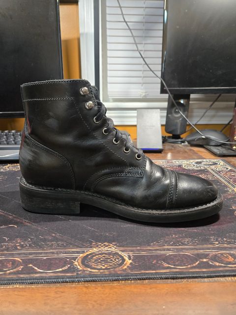 Photo by Jackpot_Johnson on July 24, 2026 of the Thursday Captain in Black Full Grain.