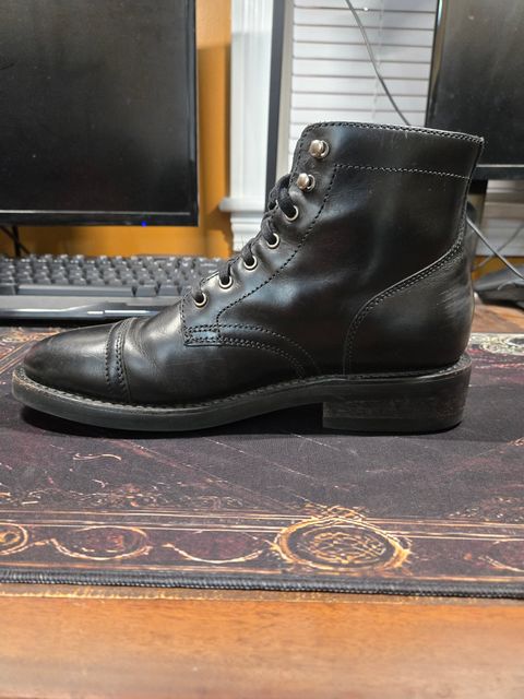 Photo by Jackpot_Johnson on July 24, 2026 of the Thursday Captain in Black Full Grain.