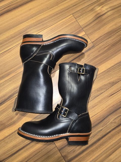 Photo by Jackpot_Johnson on July 20, 2026 of the Nicks Brakeman in Horween Black Chromexcel.