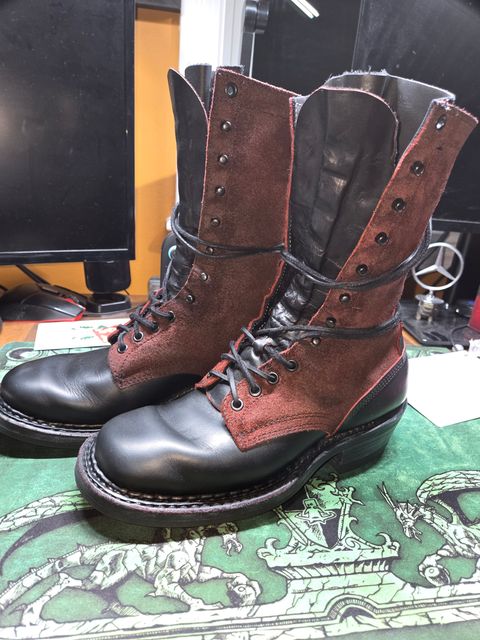 Photo by Jackpot_Johnson on December 30, 2025 of the White's White's / Rose Anvil Drifter 4.0 in Seidel / Rose Anvil Bloodcore.