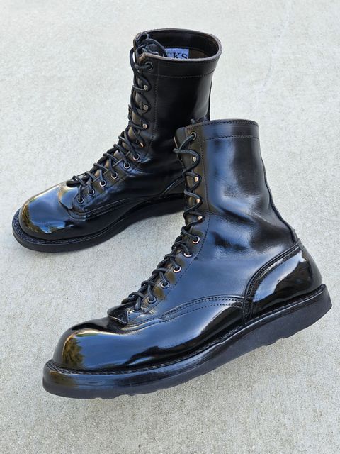 Photo by shipwreckwillie on May 11, 2026 of the Nicks Lace To Toe in Horween Black Chromexcel.