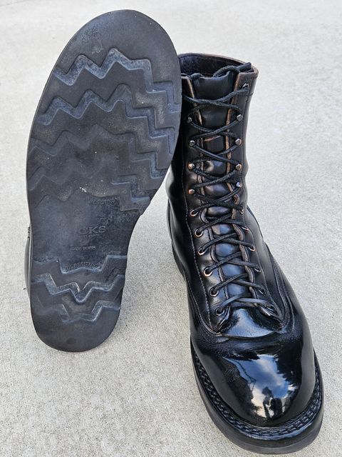 Photo by shipwreckwillie on July 13, 2026 of the Nicks Lace To Toe in Horween Black Chromexcel.