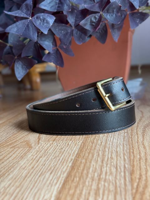 Photo by SteveHarveyOswald on February 1, 2026 of the Nicks Heritage Belt in Horween Brown Waxed Flesh.