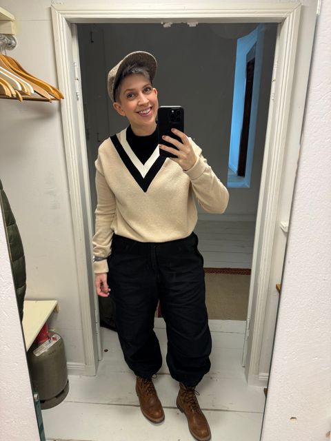 Photo by LydiaWinters on February 25, 2025 of the Tricker's Lucia Super Boot in Tanneries Haas Gold.