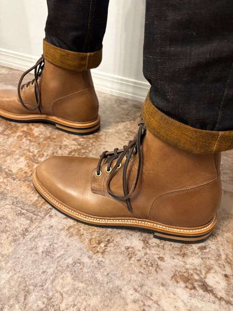 Photo by DWool on January 27, 2025 of the Grant Stone Diesel Boot in Horween Dune Chromexcel.
