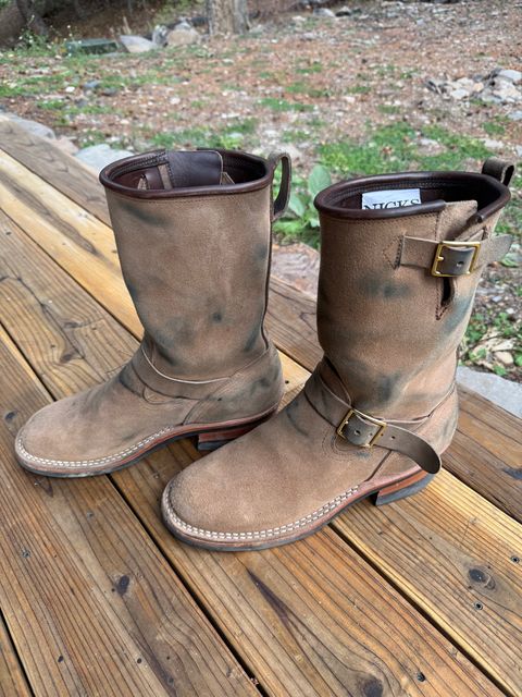 Photo by sfiegi on November 1, 2025 of the Nicks Brakeman in Horween Brown Chromexcel Roughout.