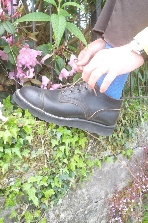 Photo by AnyMajorDude on May 19, 2025 of the Nicks MTO in Horween Black Waxed Flesh.