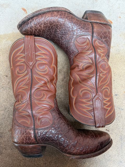 Photo by ludwigvan88 on December 3, 2025 of the Paul Bond Custom Model in Bull Shoulder.