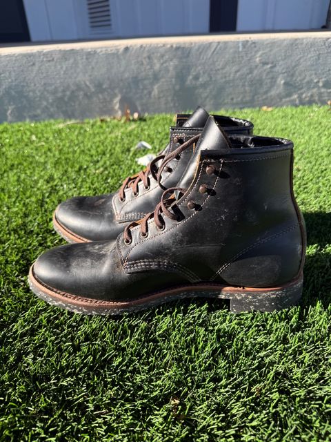 Photo by branconn23 on February 5, 2026 of the Red Wing Beckman Flatbox in S.B. Foot Black Klondike.