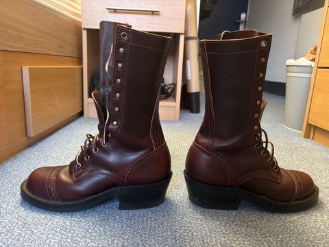 Photo by DeliciousGuess6449 on April 27, 2025 of the Frank's Boots Front Range in Wickett & Craig Chestnut Oiled Latigo.