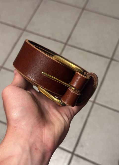 Photo by AndrewsBoots on October 1, 2025 of the Homestead Brand Essential Leather Belt No. 1508 in Distressed Brown Full Grain USA Tanned Latigo.