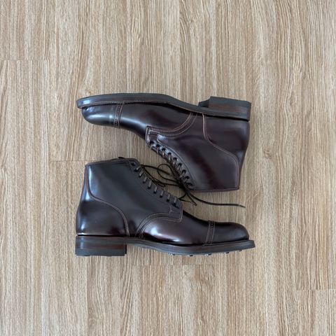 Photo by RidgeG on February 26, 2025 of the Viberg Service Boot in Horween Color 8 Shell Cordovan.