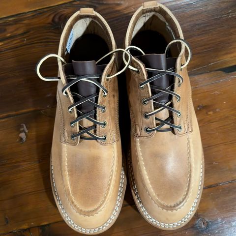 Photo by dyl on July 15, 2026 of the Nicks Moc Toe Comstock in Horween Natural Cypress.