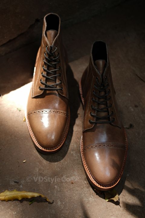 Photo by vdstyleco on May 24, 2026 of the Blkbrd Shoemaker Luchador Service Boot in Horween Natural Chromexcel.