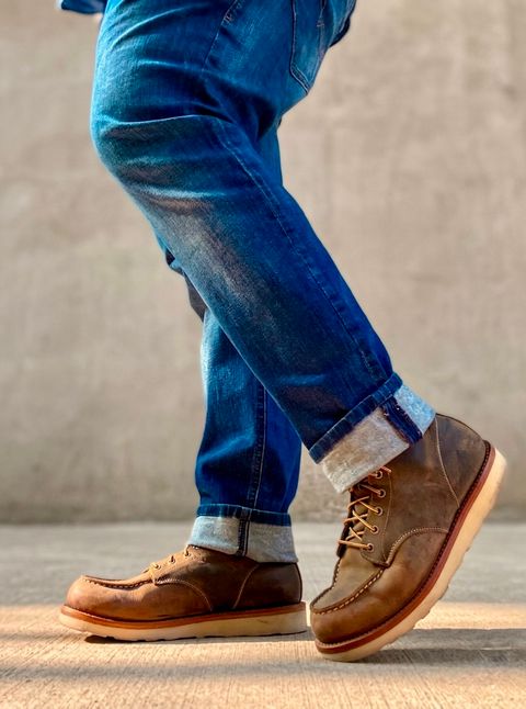 Photo by vdstyleco on March 12, 2026 of the Craft & Glory Craft & Glory Moc-Toe 6" in Full Grain Waxed Water Buffalo.