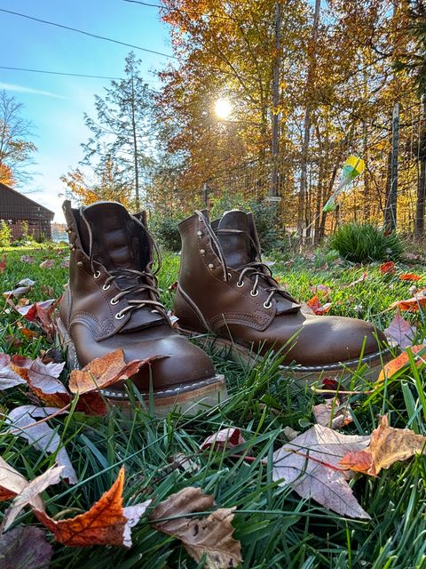 Photo by ohherewego on October 20, 2024 of the Nicks Free Range in Horween British Tan Chromexcel.