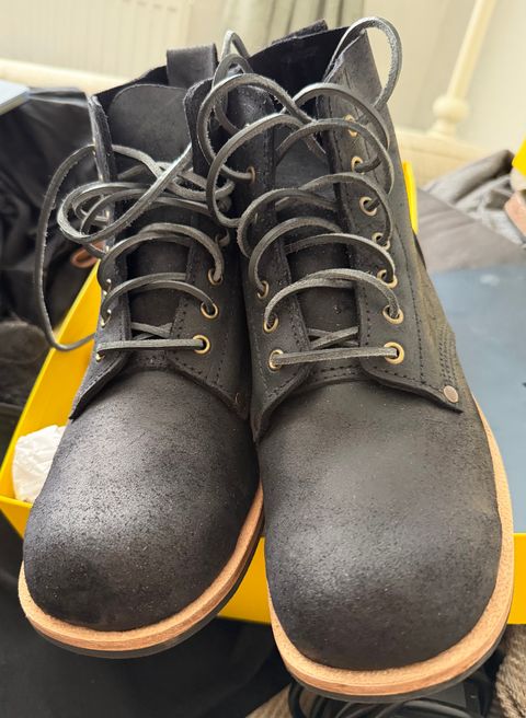 Photo by Assassindave on July 18, 2026 of the Goral B5 Brass Wire in C.F. Stead Black Waxy Commander Suede.