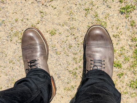 Photo by patina_colada on May 13, 2025 of the Viberg Service Boot BCT in Viberg / Maryam Asfalto Horsebutt.