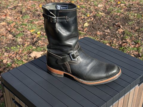 Photo by patina_colada on December 3, 2025 of the Wesco Mister Lou in Maryam Petrolio Waxed Black Horsehide.