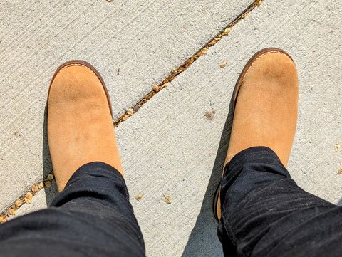 Photo by patina_colada on May 13, 2025 of the Rolling Dub Trio Stan in Horween Natural Chromexcel Roughout.