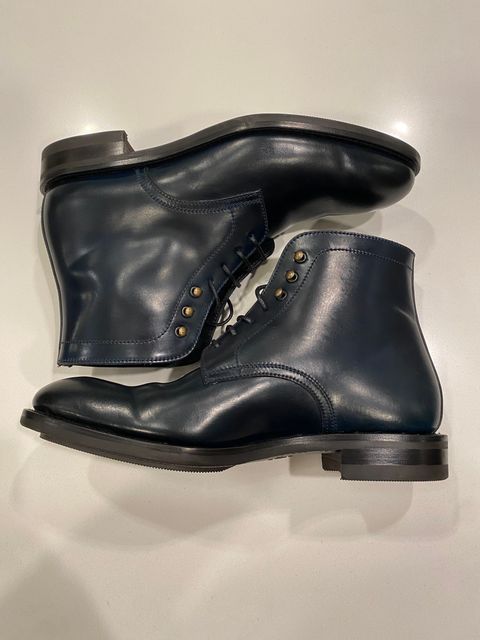 Photo by chris.8888 on June 11, 2025 of the Carmina Work boots 80793 in Horween Navy Shell Cordovan.