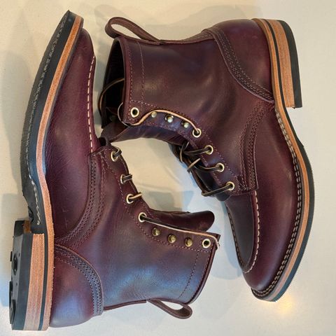 Photo by chris.8888 on September 25, 2025 of the Nicks x Parkhurst V3 in Horween Color 8 Cypress.