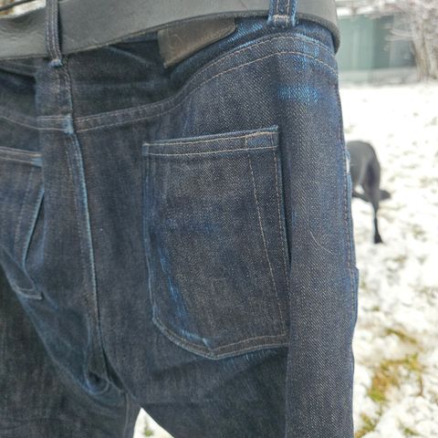 Photo by cjelliott on December 2, 2025 of the Naked And Famous Earthquake LHT - Weird Guy in 13.75 Left Hand Twill Slub.