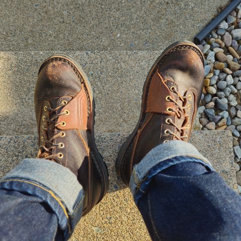 Photo by cjelliott on April 23, 2025 of the Nicks x Rose Anvil ND3 in Horween Brown Waxed Flesh & Seidel 1964 Brown.