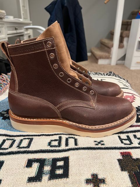 Photo by JPLopez124 on March 23, 2025 of the White's 350 Cruiser in Horween Natural Waxed Flesh & Horween Natural Chromexcel.