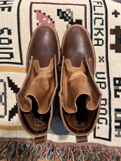 Photo by JPLopez124 on March 23, 2025 of the White's 350 Cruiser in Horween Natural Waxed Flesh & Horween Natural Chromexcel.