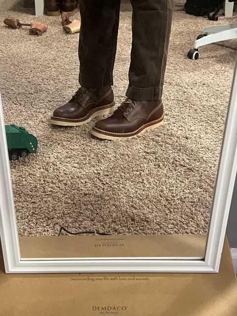 Photo by JPLopez124 on March 24, 2025 of the White's 350 Cruiser in Horween Natural Waxed Flesh & Horween Natural Chromexcel.
