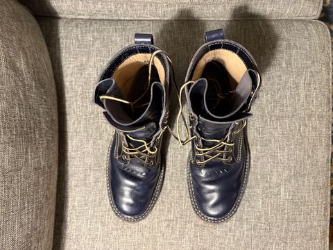 Photo by geckotrekker on December 3, 2025 of the White's Bounty Hunter in Maryam Navy Horsehide.