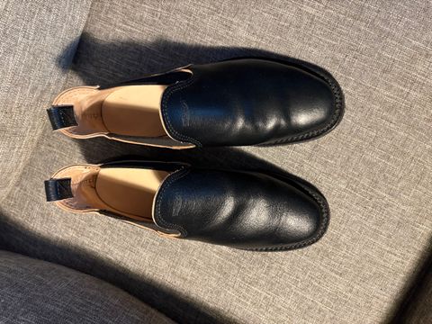 Photo by geckotrekker on May 17, 2026 of the Wesco Romeo in Horween Navy Waxed Flesh.