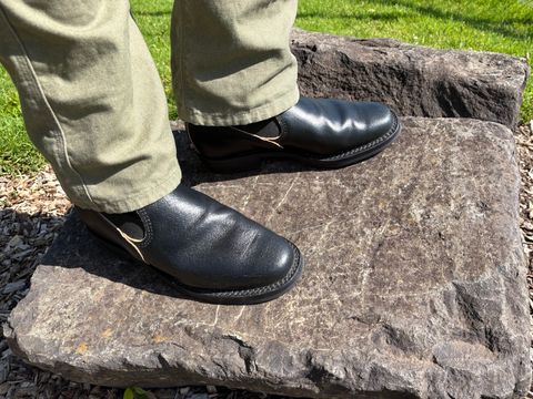 Photo by geckotrekker on May 28, 2026 of the Wesco Romeo in Horween Navy Waxed Flesh.
