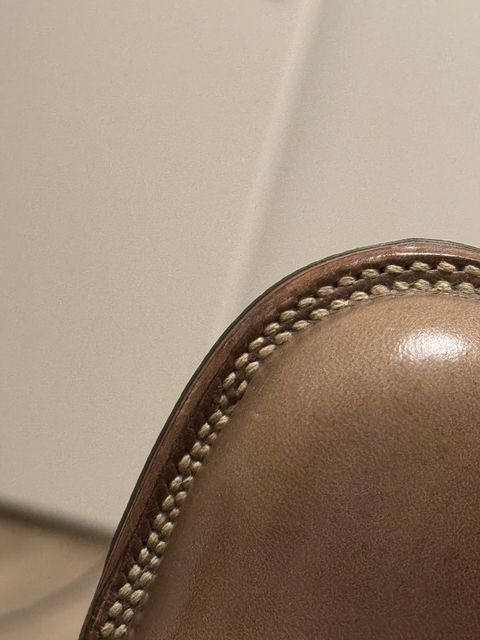 Photo by Pedro on January 6, 2025 of the Viberg Service Boot BCT in Maryam Taupe TPR Horsebutt.