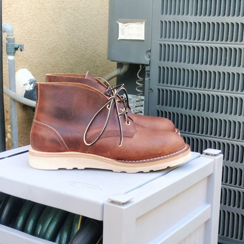 Photo by StuntTriple on December 29, 2025 of the Nicks Chukka in Horween Italian Brown Cypress.