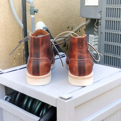 Photo by StuntTriple on December 29, 2025 of the Nicks Chukka in Horween Italian Brown Cypress.