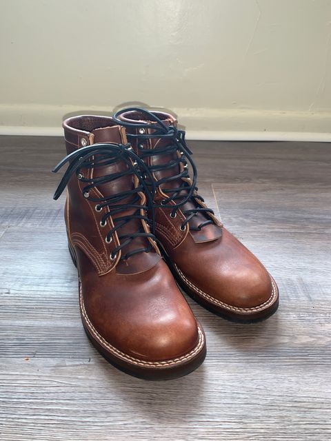Photo by RTRSnk004 on April 12, 2024 of the Nicks x Unsung House MTO in Horween Italian Brown Cypress.
