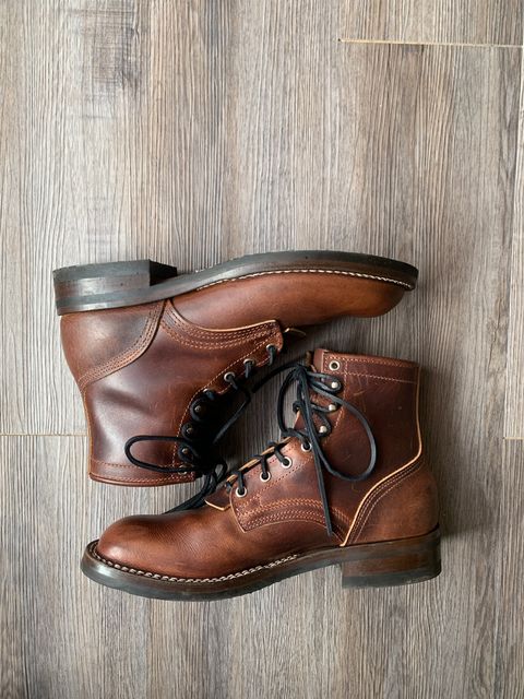 Photo by RTRSnk004 on April 12, 2024 of the Nicks x Unsung House MTO in Horween Italian Brown Cypress.