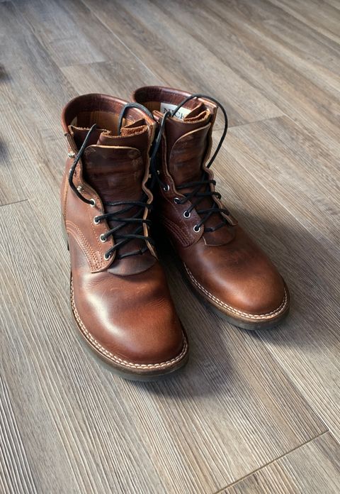 Photo by RTRSnk004 on April 24, 2024 of the Nicks x Unsung House MTO in Horween Italian Brown Cypress.