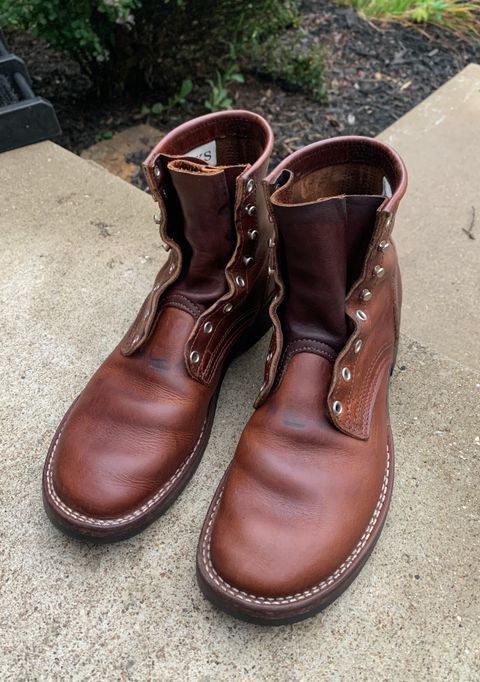 Photo by RTRSnk004 on August 9, 2024 of the Nicks x Unsung House MTO in Horween Italian Brown Cypress.