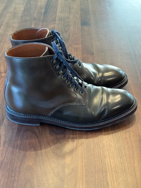 Photo by bootguy on February 4, 2025 of the Grant Stone Edward Boot in Horween Maduro Shell Cordovan.