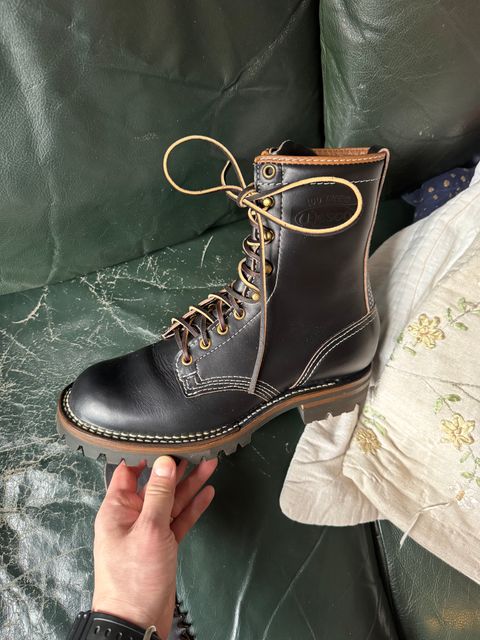 Photo by KaniThunder on February 10, 2026 of the Wesco Warren Boot in Horween Black Chromexcel Horsehide.
