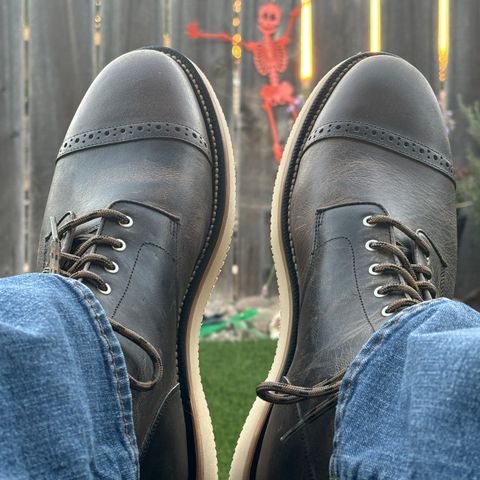 Photo by j03_gr1nd on October 1, 2024 of the Grant Stone Garrison Boot in teton waxy stag from gallun tannery.