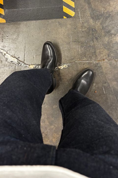 Photo by Skinnylegend on May 4, 2026 of the Rolling Dub Trio Loro Zip in Black Horse Front #1020 & Goat Skin.