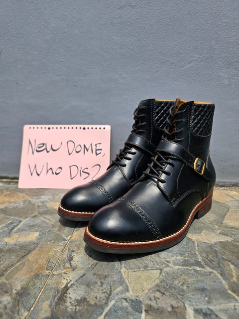 Photo by ramadhan on October 1, 2025 of the Minen Leather Custom Model in Indonesian Black Pull Up.