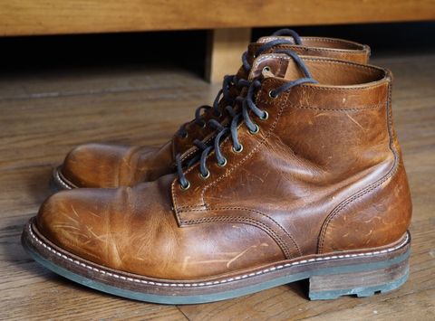 Photo by pilechko on March 11, 2026 of the Caswell Boot Company Lisbon in C.F. Stead Caramel Classic Oiled Shoulder.