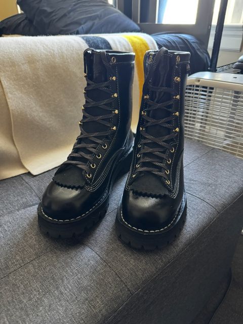 Photo by cason on July 5, 2025 of the Danner Super Rain Forest in Black Full Grain.